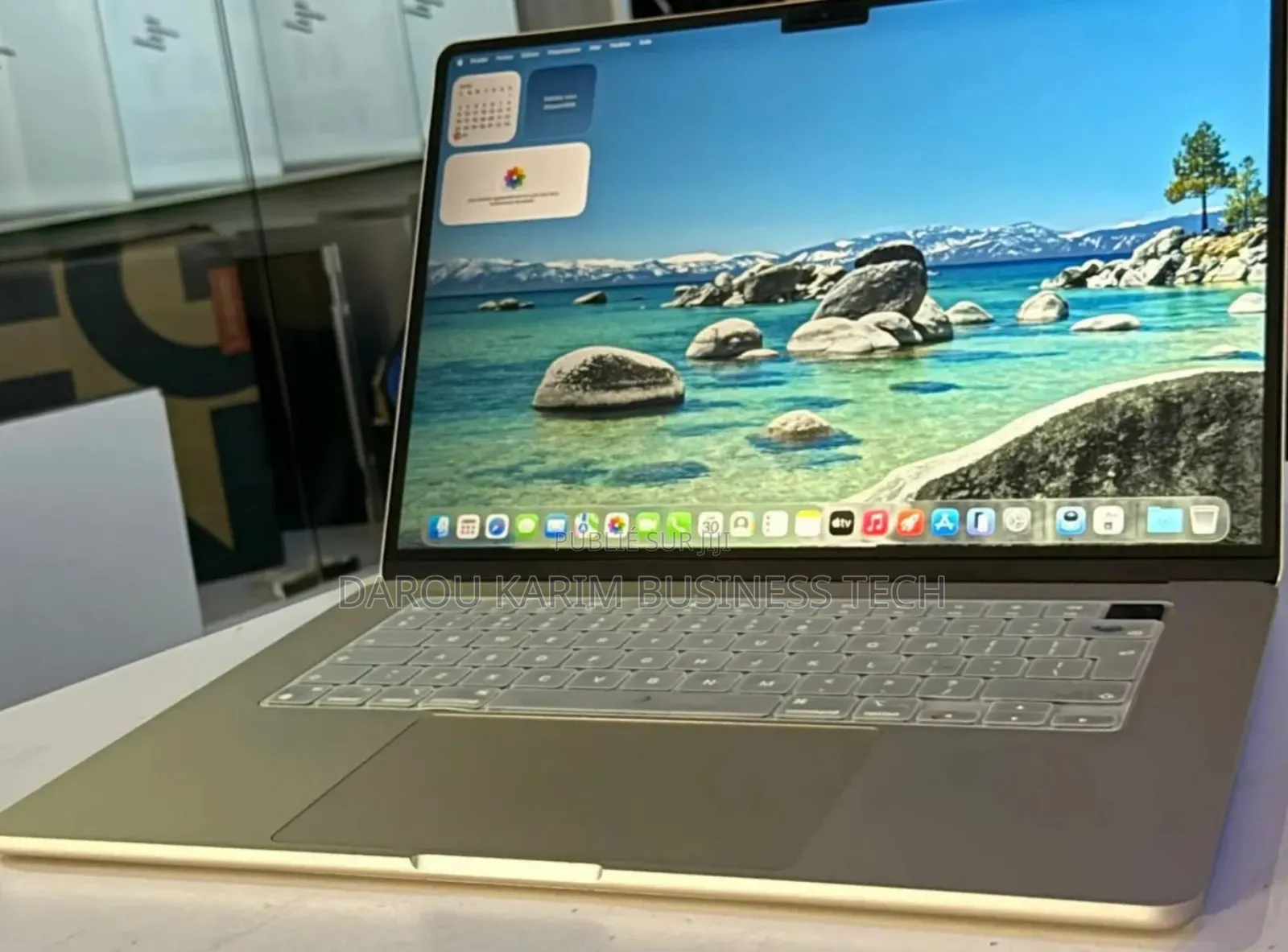 Nouveau Apple MacBook Air 2024 M3 15-inch 16GB Apple M3 SSD 512GB