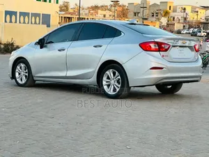 Chevrolet Cruze 2019 Gris