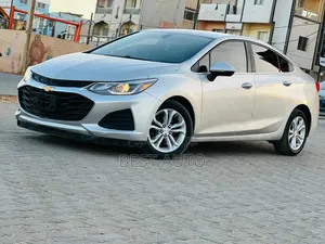 Chevrolet Cruze 2019 Gris