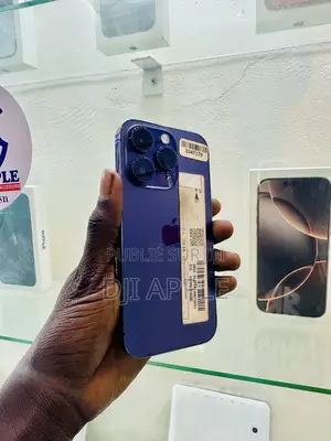 Nouveau Apple iPhone 14 Pro 128 GB Violet