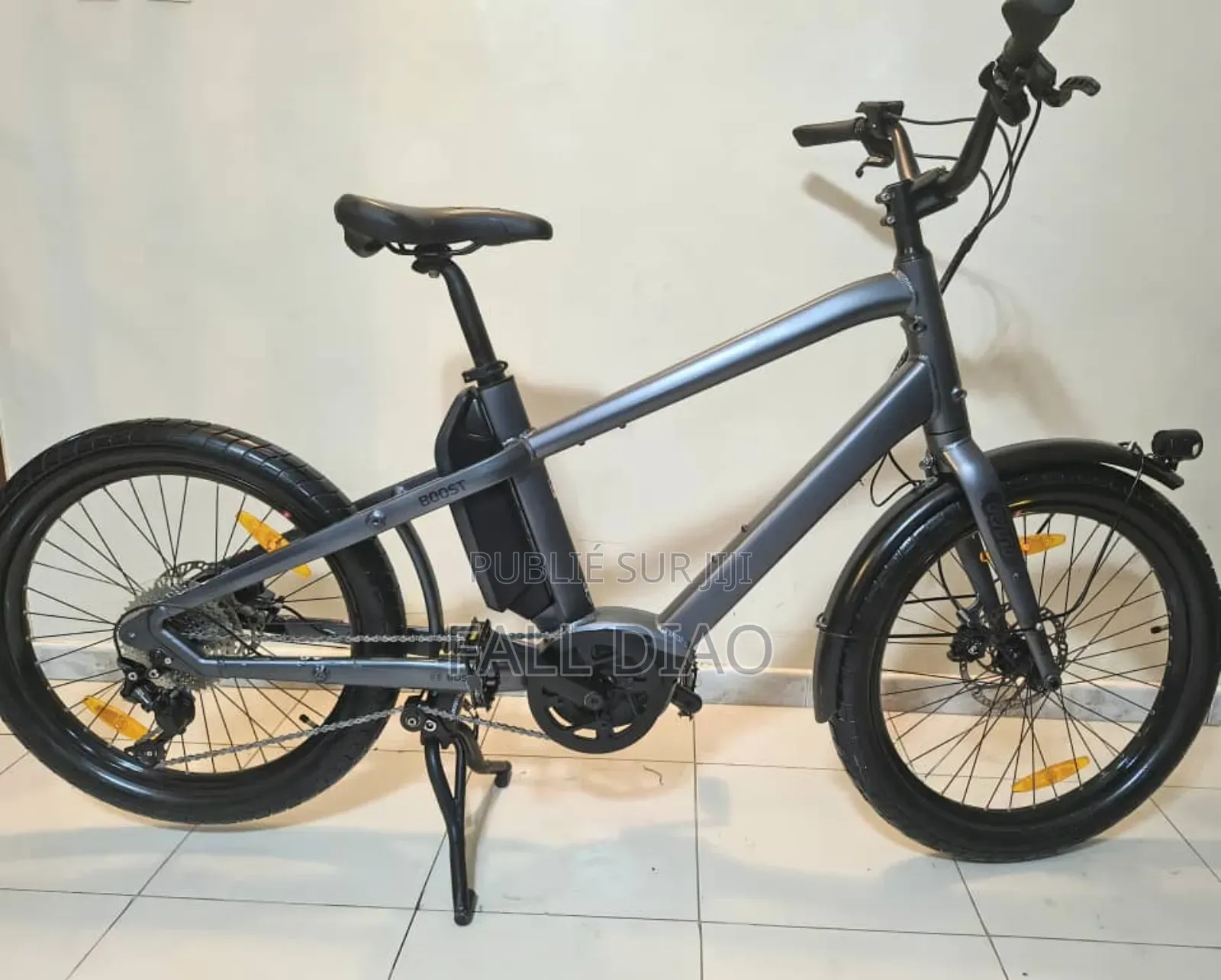 Autre 2024 Gris