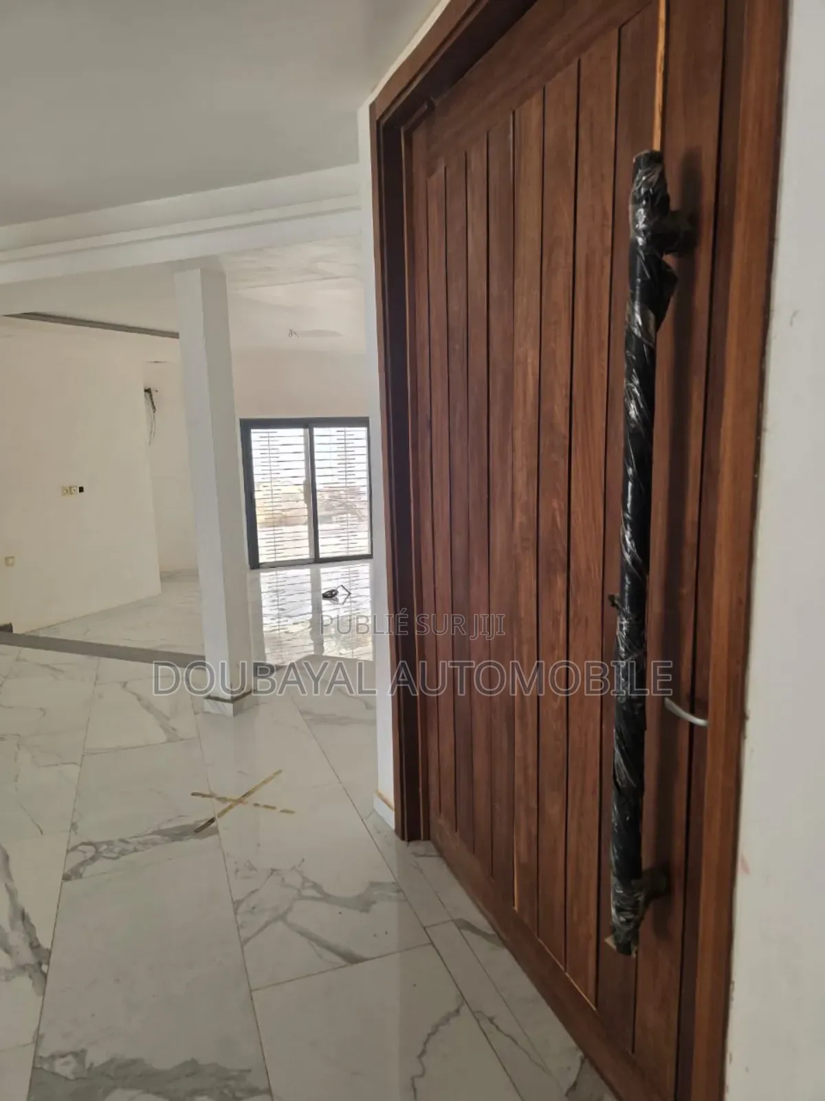 7chbre Villa dans Mbour, Thiès Sud à Vendre