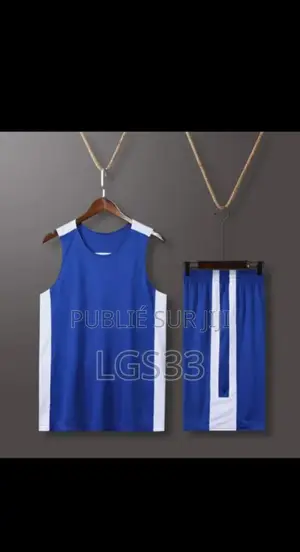 Ensemble Débardeur Disponible Toutes Les Tailles