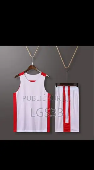 Ensemble Débardeur Disponible Toutes Les Tailles