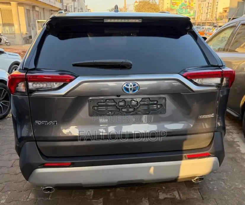 Toyota RAV4 2022 Noir