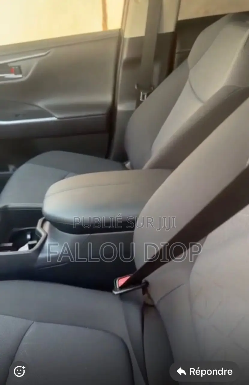 Toyota RAV4 2022 Noir