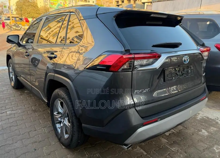 Toyota RAV4 2022 Noir