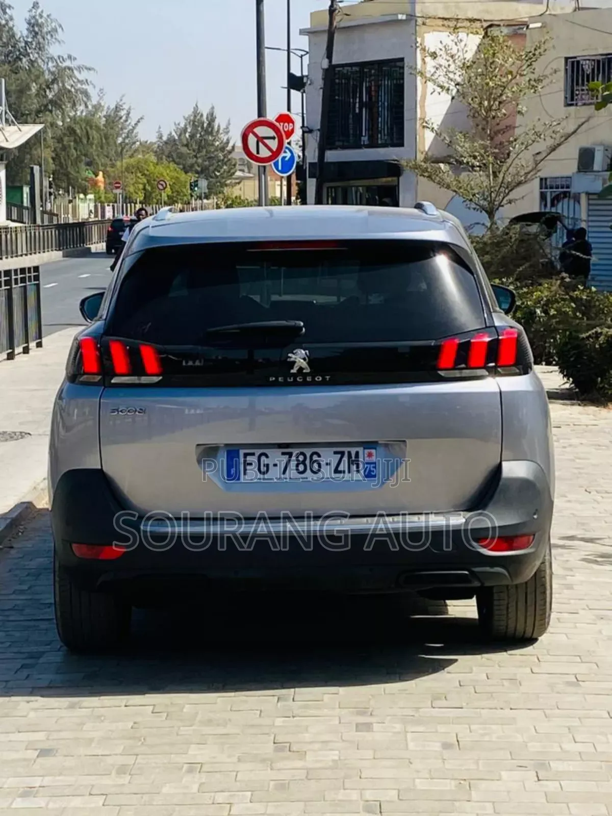 Peugeot 5008 2.0 BlueHDI 2019 Gris