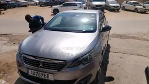 Peugeot 308 2017 Gris