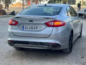 Ford Fusion 2015 Gris