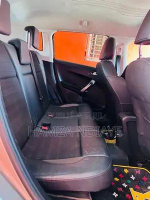 Peugeot 2008 2015 Gris