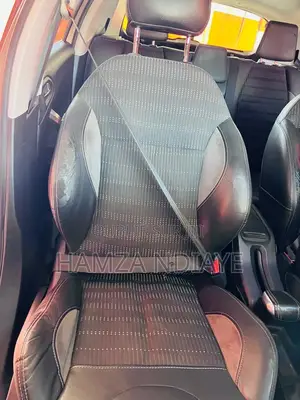 Peugeot 2008 2015 Gris