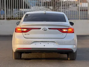 Renault Samsung SM6 2018 Blanc