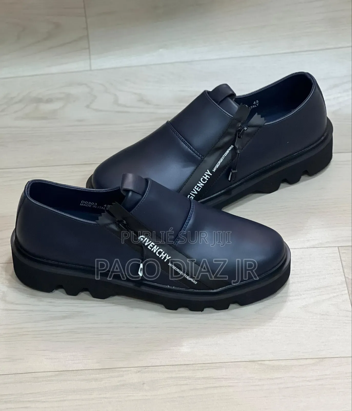 Chaussures Givenchy Paris