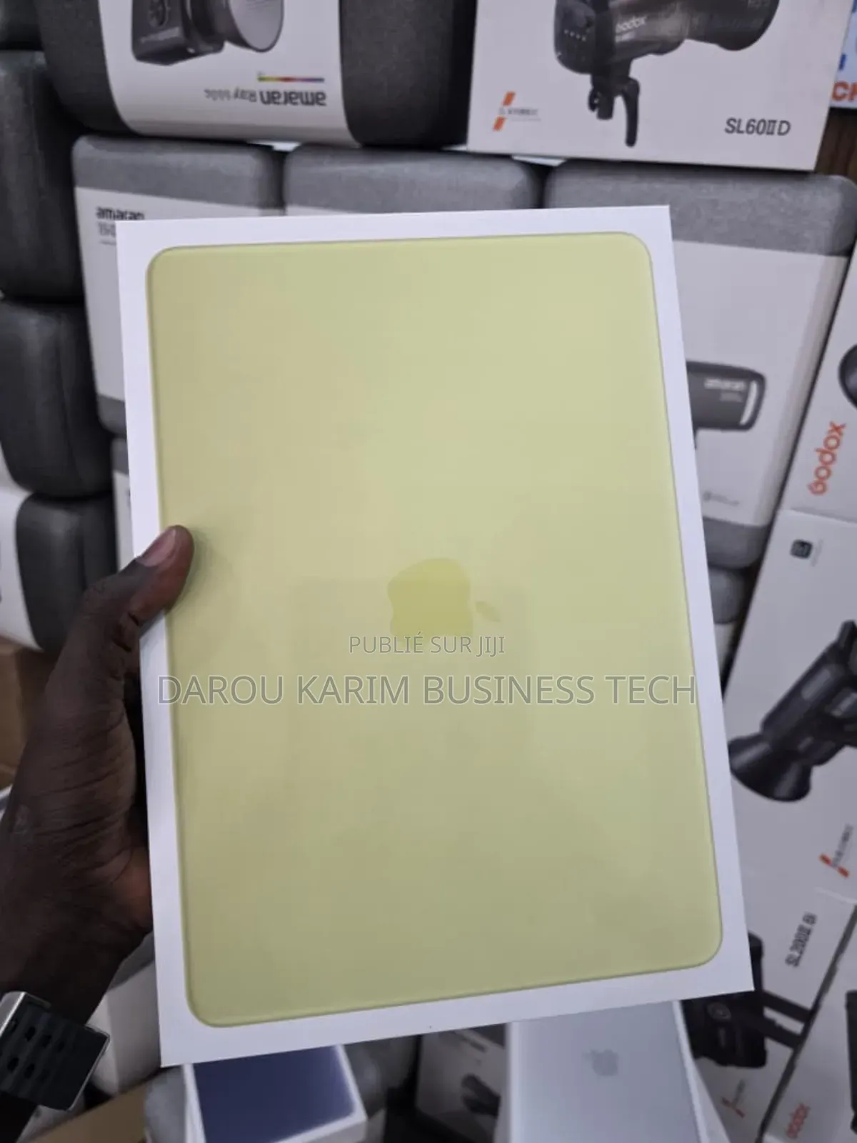 Nouveau Ordinateur portable Apple MacBook 8GB Autre SSD 256GB