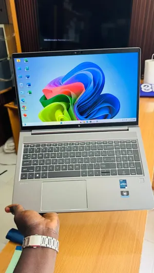 Nouveau HP ZBook Power G9 i7 32GB Intel Core i7 SSD 512GB