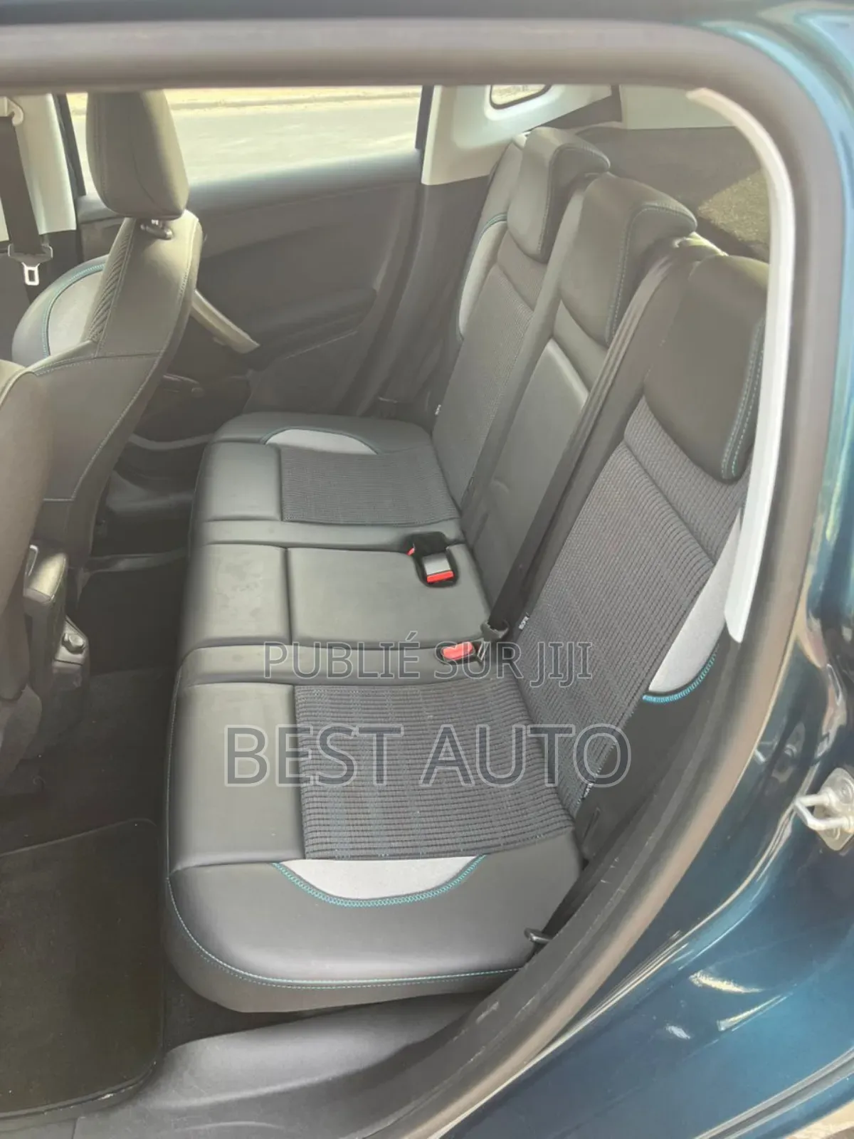 Peugeot 2008 2015 Bleu