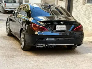 Mercedes-Benz CLA-Class 2018 Noir