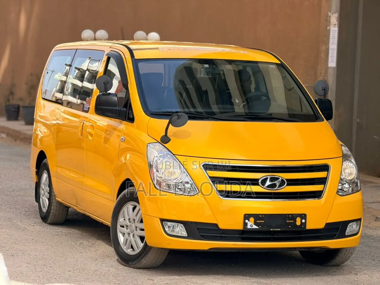Hyundai County 2018 Jaune