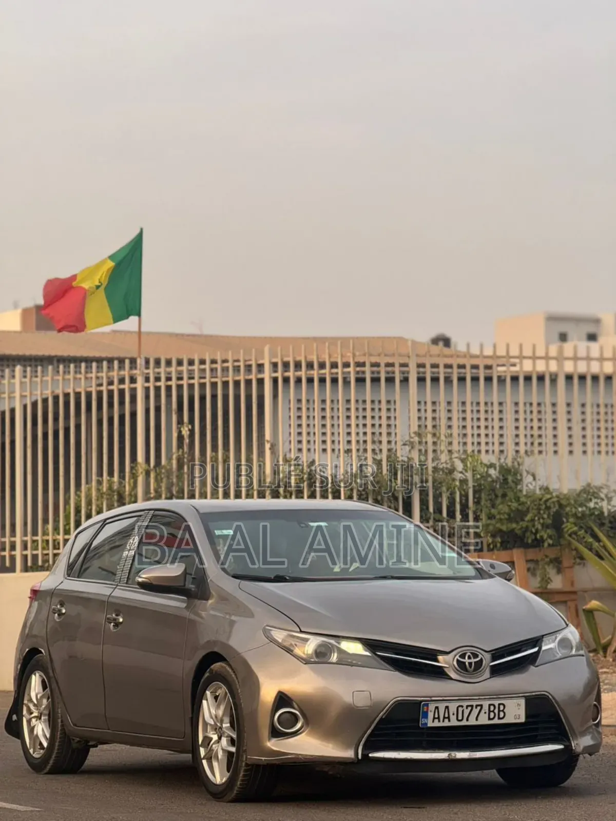 Toyota Auris 2013 Gris