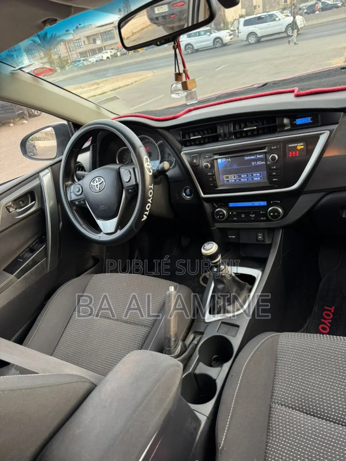 Toyota Auris 2013 Gris