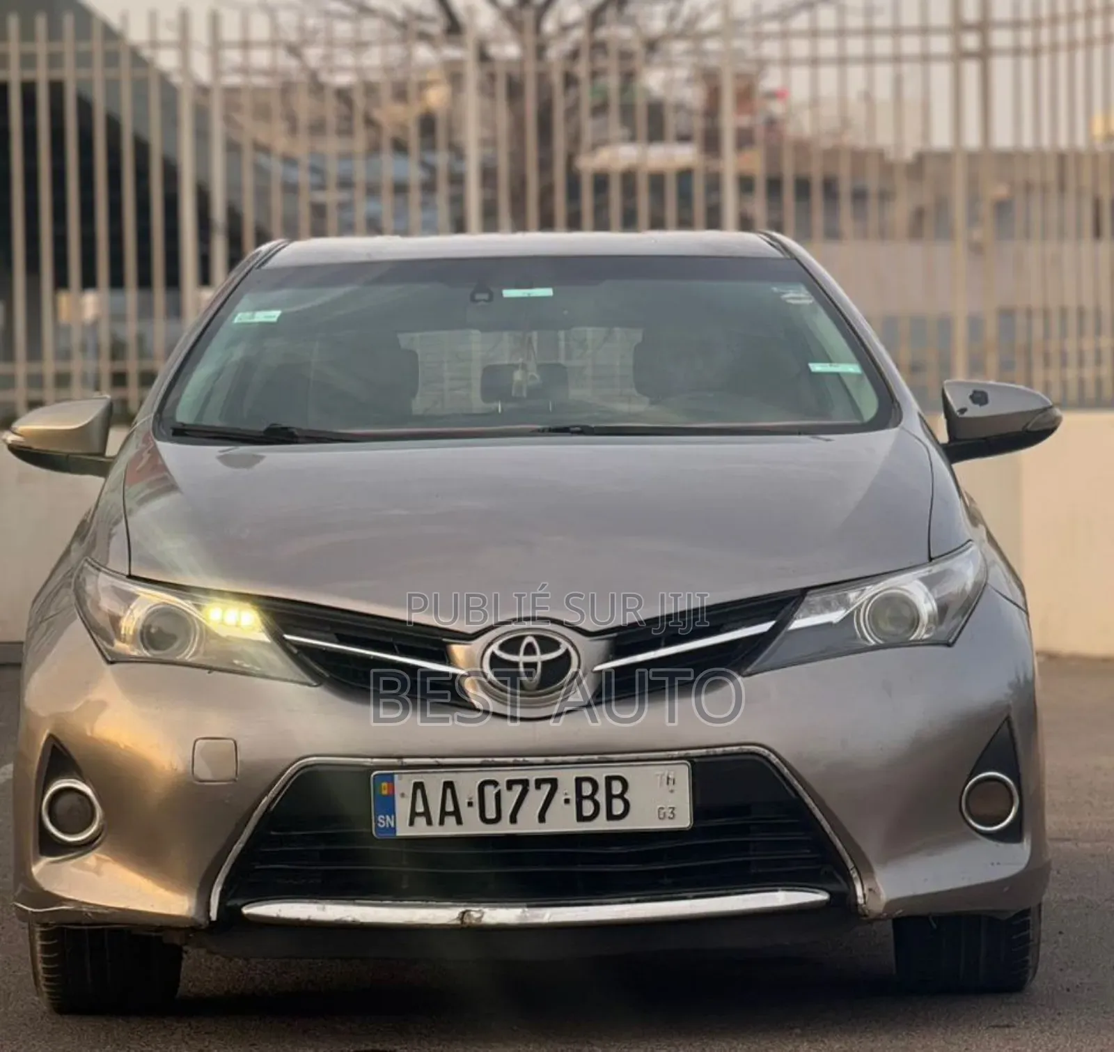 Toyota Auris 2014 Gris