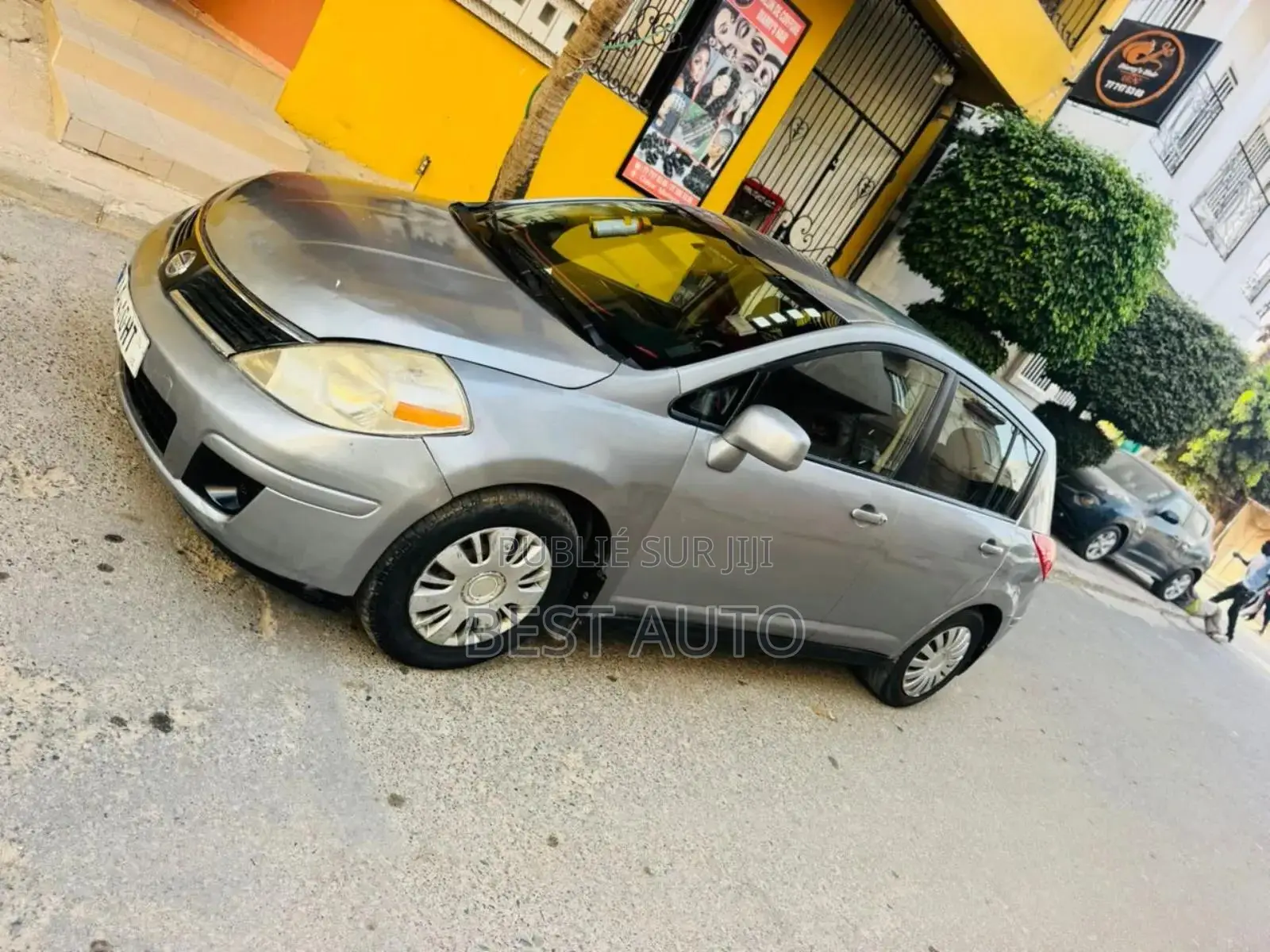 Nissan Versa 2011 Gris