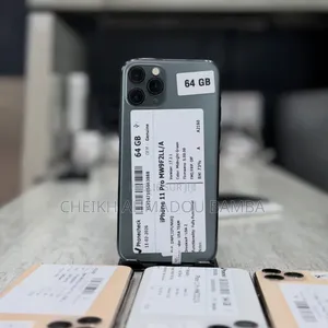 Nouveau Apple iPhone 11 Pro 64 GB Blanc