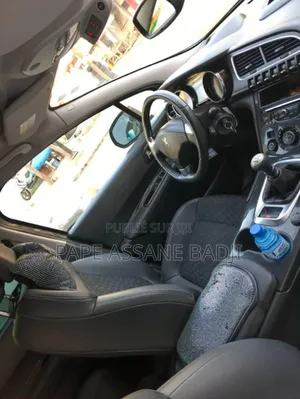 Peugeot 3008 2015 Gris