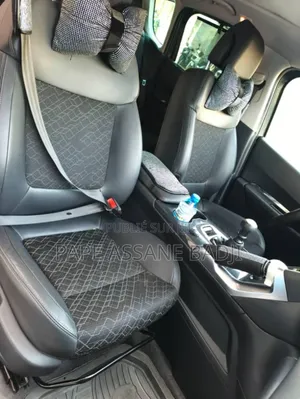 Peugeot 3008 2015 Gris