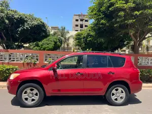 Toyota RAV4 2010 Rouge