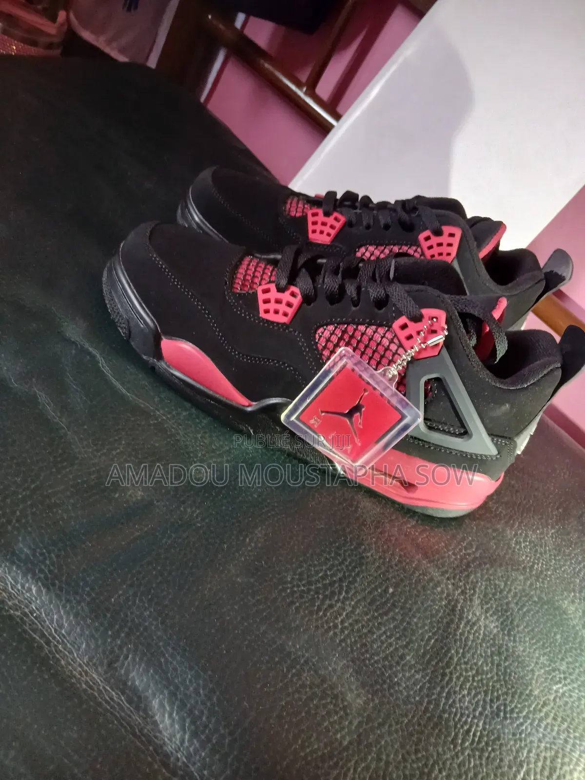 Chaussures Air Jordan Rouge-Noir