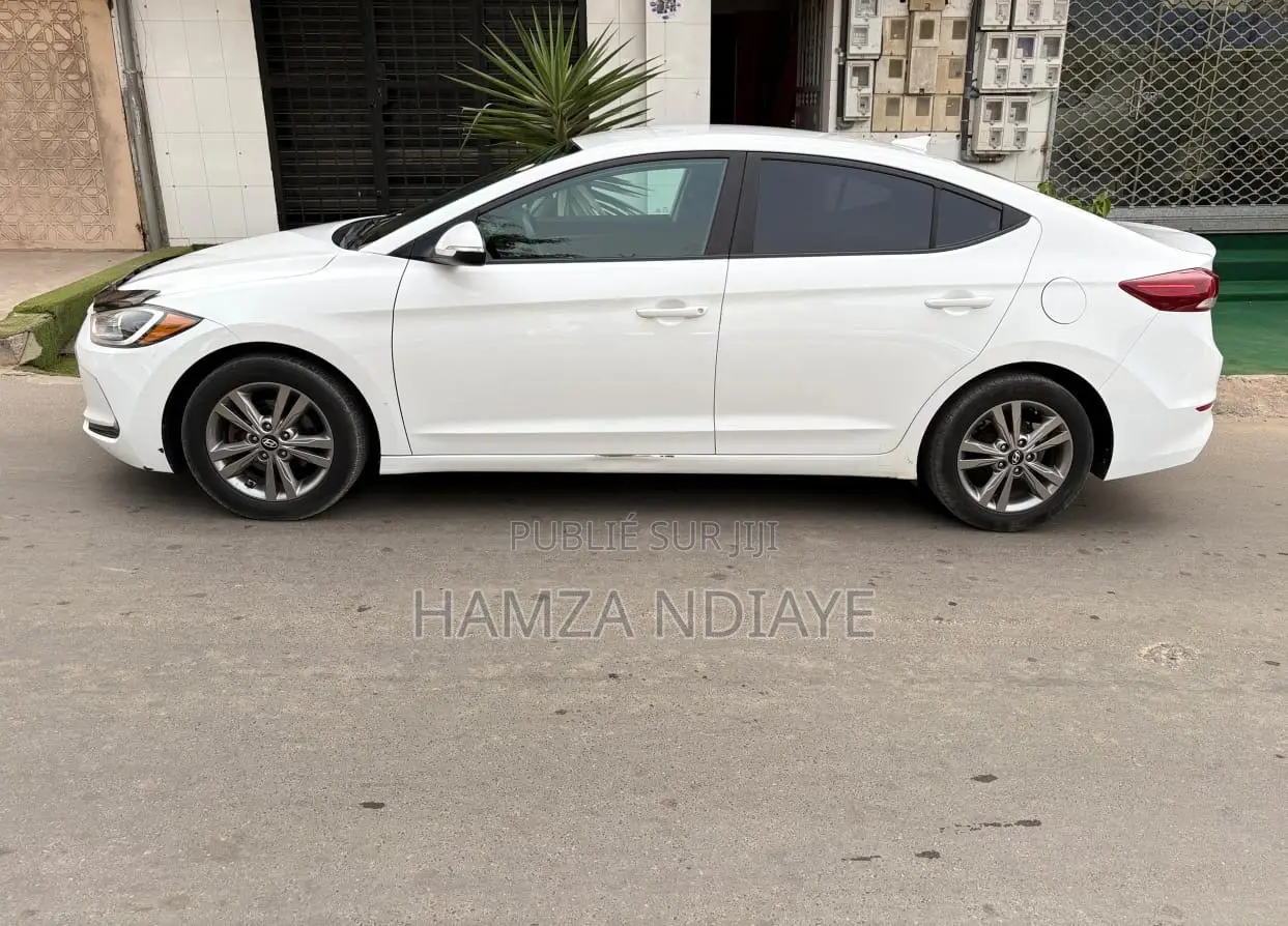 Hyundai Elantra 2017 Blanc
