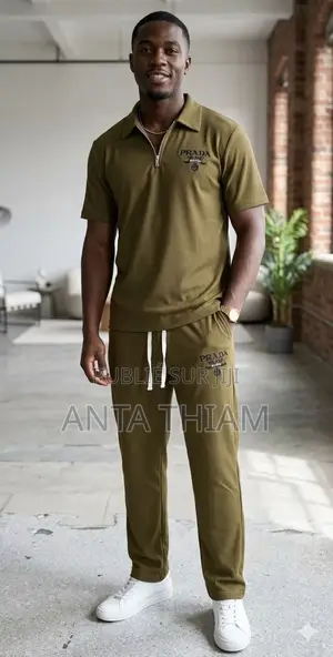 Deux Différents Modèles Ensemble