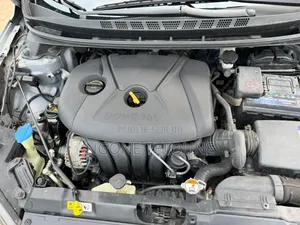 Hyundai Elantra Limited 2018 Gris