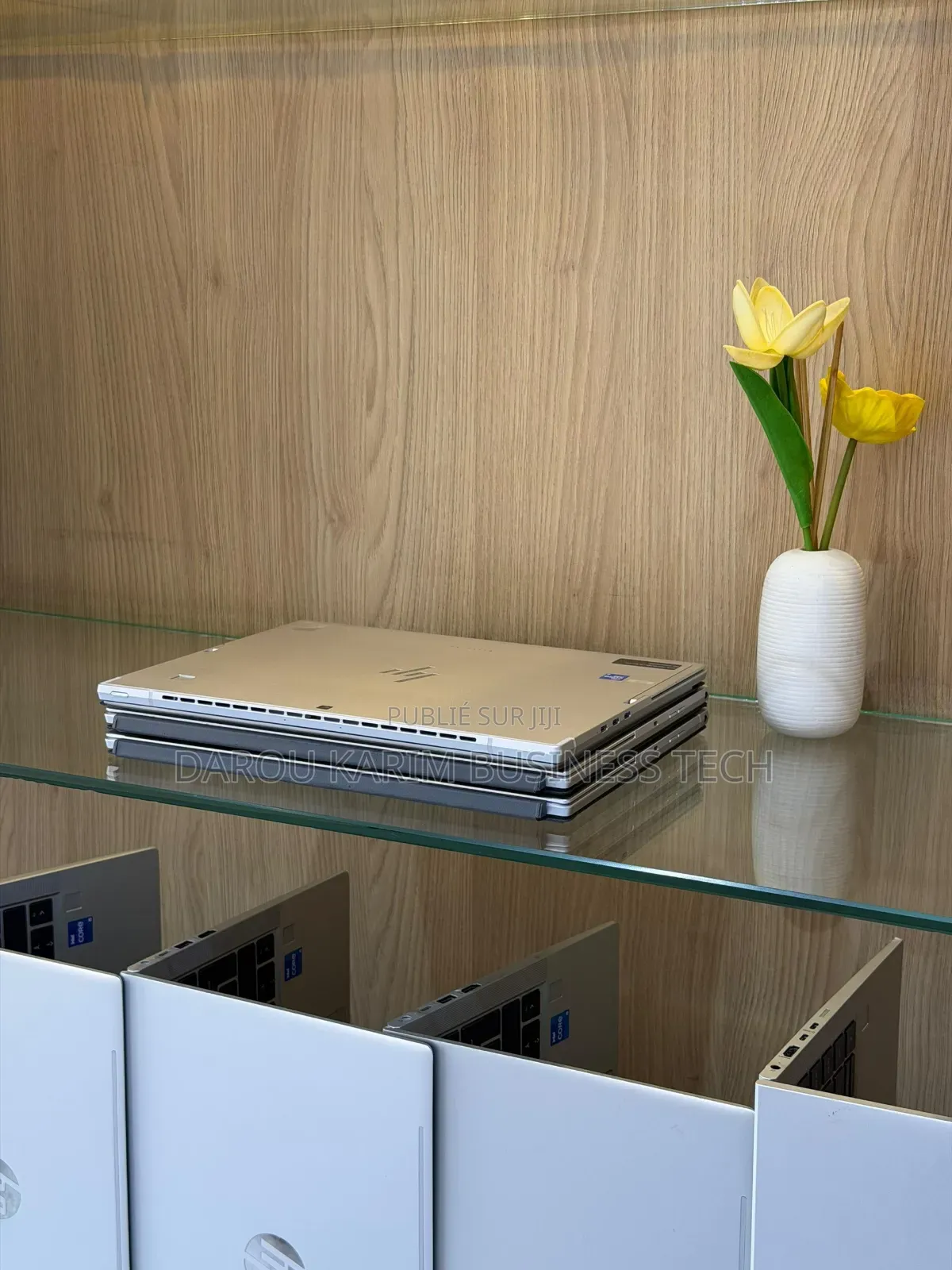 Nouveau Ordinateur portable HP Elite X2 G8 16GB Intel Core i5 SSD 256GB