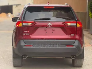 Toyota RAV4 XLE Premium 2022 Rouge