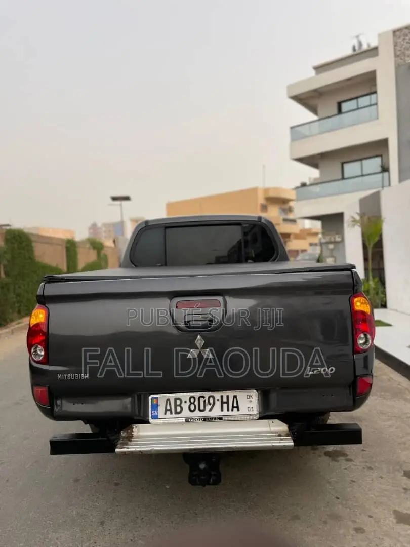 Mitsubishi L200 2013 Noir