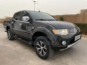 Mitsubishi L200 2013 Noir