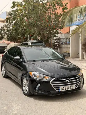 Hyundai Elantra 2018 Noir