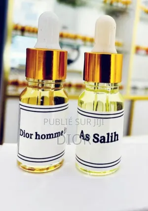Extraits De Parfums Et Huile Parfumée Pour Corps