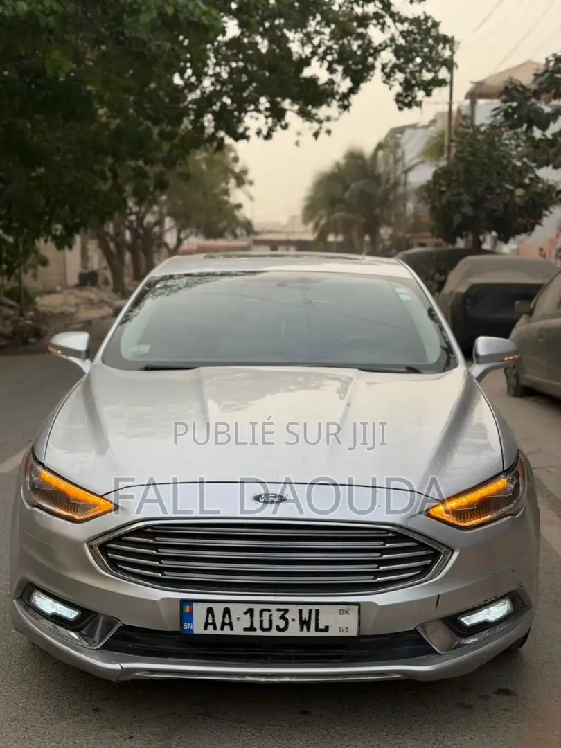 Ford Fusion 2018 Gris
