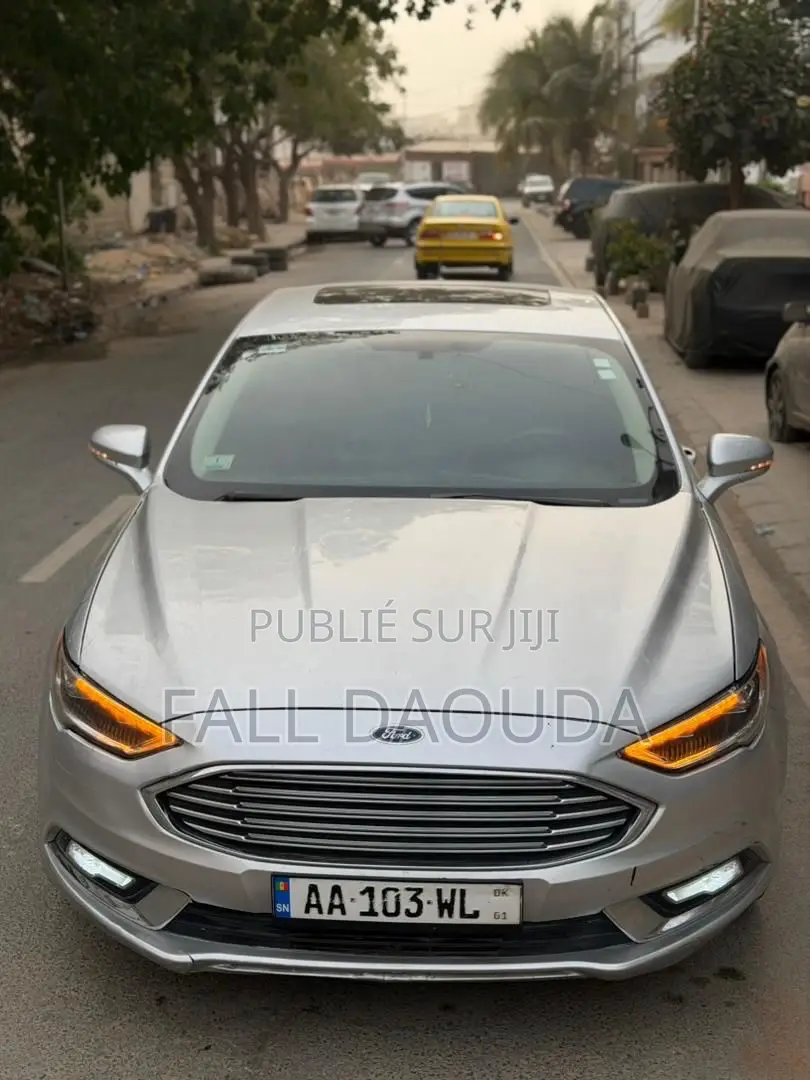 Ford Fusion 2018 Gris