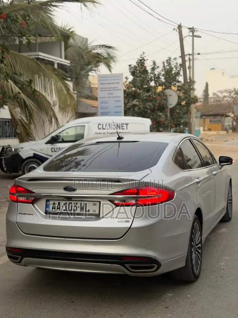 Ford Fusion 2018 Gris
