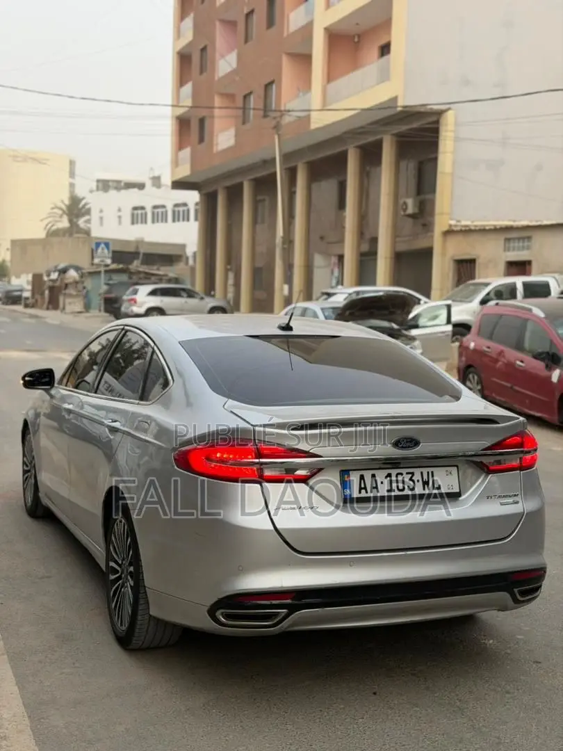 Ford Fusion 2018 Gris