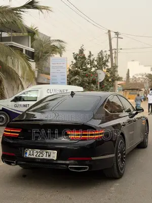 Genesis G80 2020 Noir