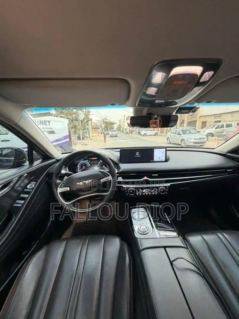 Genesis G80 2020 Noir