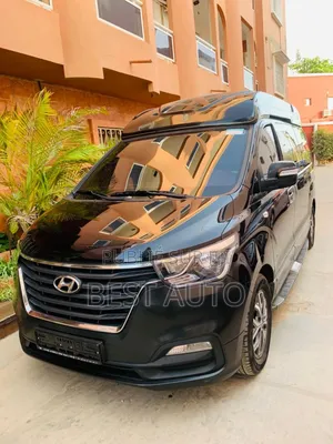 Hyundai H1 2018 Noir