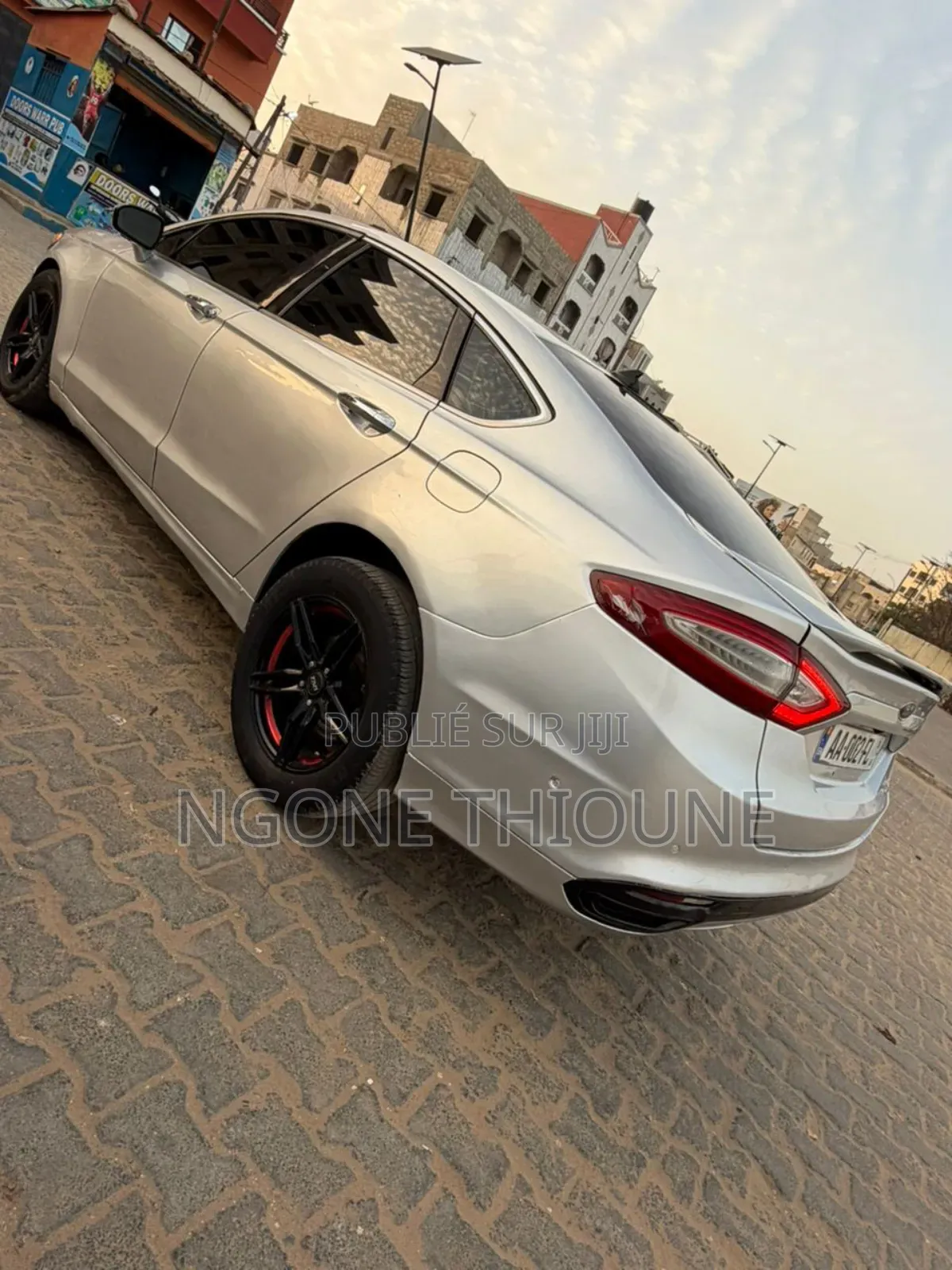 Ford Fusion Titanium 4dr Sedan AWD w/EcoBoost (2.0L 4cyl Turbo 6A) 2014