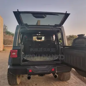 Jeep Wrangler Sport 2021 Noir